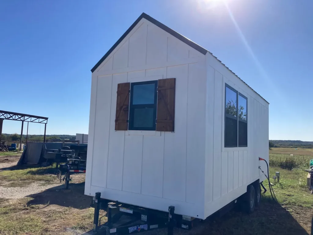 Lonestar Tiny Homes 05